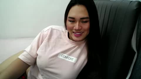 Snapshot of wetdreamasiax chatting on September 27, 12:10 pm jess online show from September 27, 12:10 pm