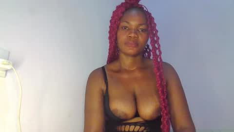 wetdripping_pussie7 online show from March 29, 7:36 pm