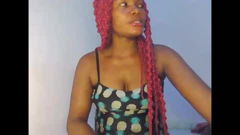 wetdripping_pussie7 online show from March 30, 8:43 pm