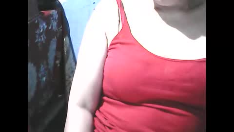 Snapshot of wethornypussy4u chatting on October 31, 7:26 pm wethornypussy4u online show from October 31, 7:26 pm