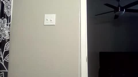 Kylie online show from October 3, 4:37 pm