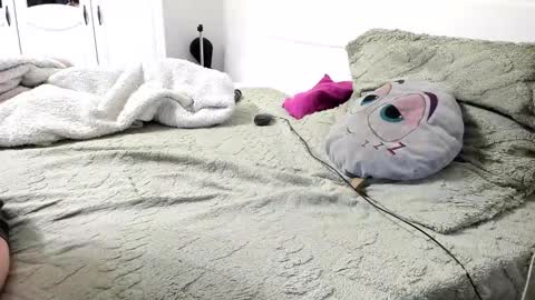 Amy online show from September 12, 6:46 am