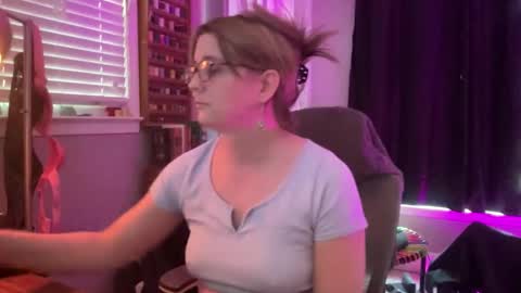 WetRainbows online show from February 9, 5:39 pm