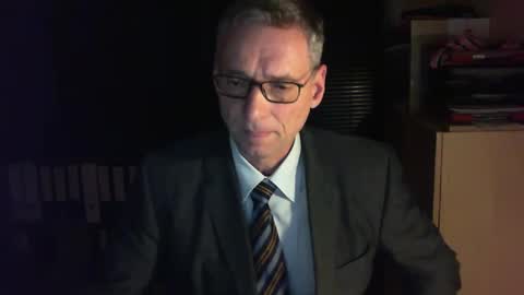 Snapshot of wetsuitedman chatting on January 21, 4:48 pm Franz online show from January 21, 4:48 pm