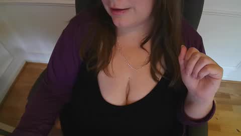 WetWordsOnly online show from September 30, 2:00 pm