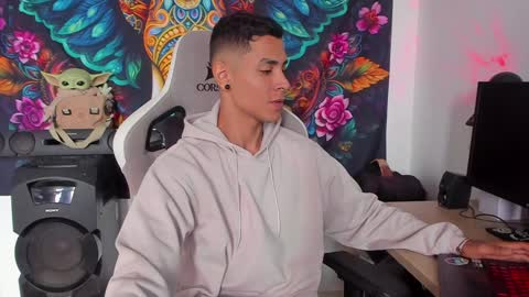 wex online show from December 23, 6:05 pm