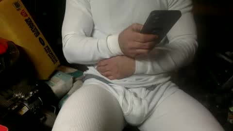 Snapshot of whackingmywilly chatting on December 24, 1:06 am whackingmywilly online show from December 24, 1:06 am