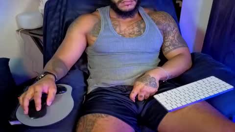 Snapshot of wheleer_green chatting on April 19, 10:34 pm Will online show from April 19, 10:34 pm