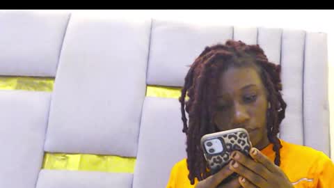 Whinebby online show from December 16, 4:01 pm