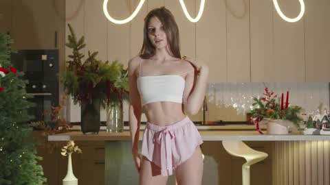 Naomi online show from December 23, 2:20 am