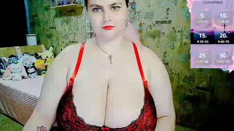Snapshot of whisperinthedarkk chatting on September 15, 11:21 am whisperinthedarkk online show from September 15, 11:21 am