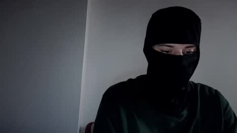 whispero_o online show from December 23, 9:07 am