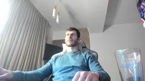 Michael online show from December 19, 4:47 pm