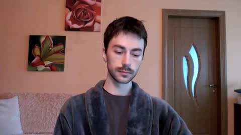 Tom online show from October 2, 2:02 pm