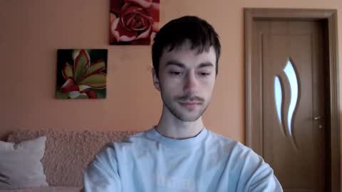 Tom online show from March 3, 1:28 pm