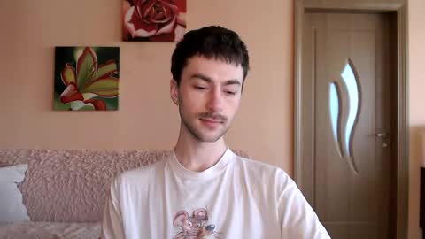 Snapshot of white_sport chatting on May 11, 12:22 pm Tom online show from May 11, 12:22 pm