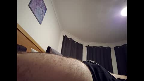 Snapshot of whiteboi9284 chatting on February 19, 2:46 pm whiteboi9284 online show from February 19, 2:46 pm