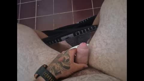 Snapshot of whiteboi9284 chatting on February 27, 8:47 am whiteboi9284 online show from February 27, 8:47 am