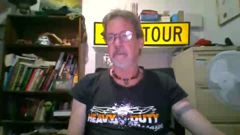 whiteboomer online show from February 15, 6:04 pm