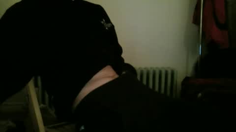 Snapshot of whiteboyslim21 chatting on January 15, 9:03 am whiteboyslim21 online show from January 15, 9:03 am