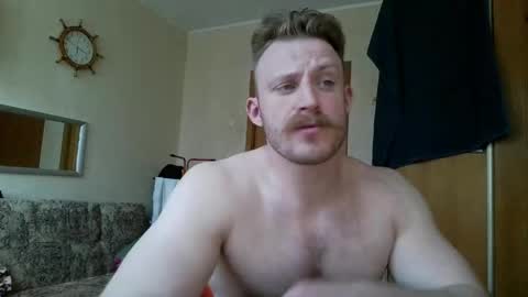 Snapshot of whitebull97 chatting on April 18, 3:27 pm WhiteBull online show from April 18, 3:27 pm