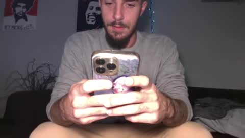 Snapshot of whitechocalate91 chatting on December 4, 6:28 pm just str8 stud nut 1000 online show from December 4, 6:28 pm