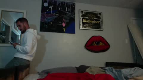 Snapshot of whitechocalate91 chatting on December 6, 8:37 am just str8 stud nut 1000 online show from December 6, 8:37 am