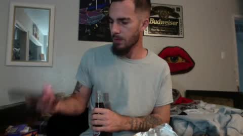 Snapshot of whitechocalate91 chatting on December 9, 4:34 am just str8 stud nut 1000 online show from December 9, 4:34 am