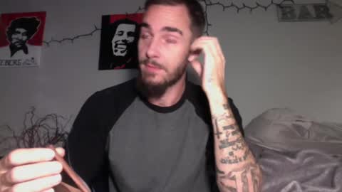Snapshot of whitechocalate91 chatting on December 16, 3:08 am just str8 stud nut 1000 online show from December 16, 3:08 am