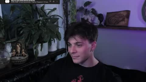 Gus online show from September 23, 8:34 pm