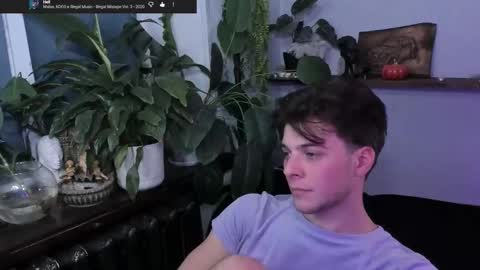 Gus online show from October 24, 9:55 pm