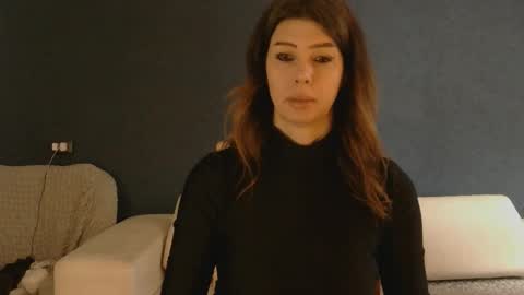 White Queen online show from March 8, 7:12 am