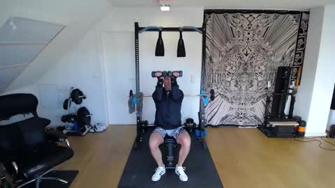 whiterabbit_86 online show from October 31, 11:44 am