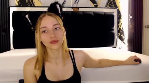 WhiteSun online show from March 11, 1:01 pm