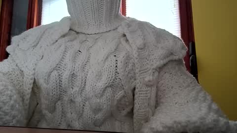 whitesweater online show from November 5, 7:08 am