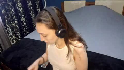 Snapshot of whitleyscianna chatting on April 27, 4:16 pm Cindy online show from April 27, 4:16 pm