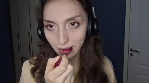 Snapshot of whitleyscianna chatting on May 22, 4:12 pm Cindy online show from May 22, 4:12 pm