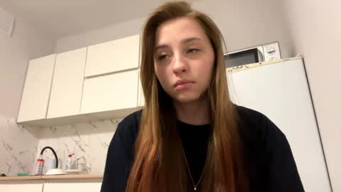 Vicky online show from March 24, 8:14 pm