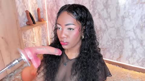 whitneyyfox online show from February 1, 4:14 am