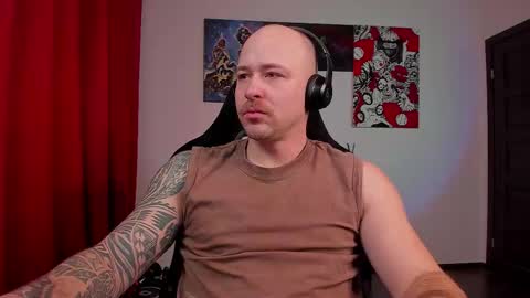 Snapshot of why_you_so_serious chatting on February 12, 5:19 pm VI online show from February 12, 5:19 pm