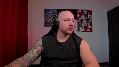 Snapshot of why_you_so_serious chatting on March 2, 6:04 pm VI online show from March 2, 6:04 pm