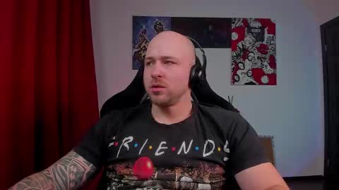 Snapshot of why_you_so_serious chatting on March 11, 6:25 pm VI online show from March 11, 6:25 pm