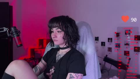 Snapshot of whysosweet chatting on December 10, 11:40 pm iggy iggz online show from December 10, 11:40 pm