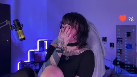 Snapshot of whysosweet chatting on December 30, 1:26 am iggy iggz online show from December 30, 1:26 am