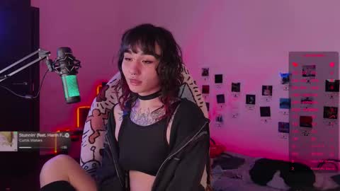 Snapshot of whysosweet chatting on October 21, 12:44 am iggy iggz online show from October 21, 12:44 am