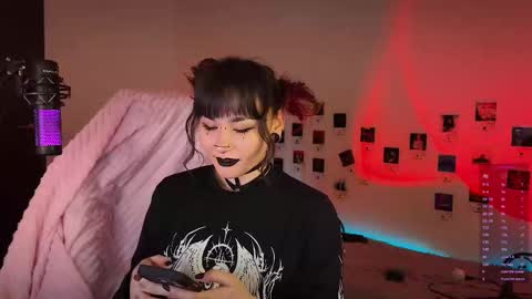 iggy iggz online show from January 18, 3:10 am