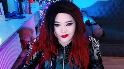 Snapshot of wickedxqueen chatting on February 17, 4:31 am Laura online show from February 17, 4:31 am