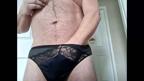 Snapshot of wifeswornknickers chatting on March 5, 3:30 pm wifeswornknickers online show from March 5, 3:30 pm