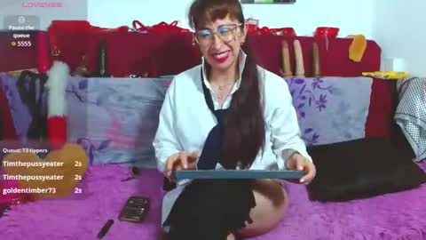 VICTORIA online show from November 10, 11:37 pm