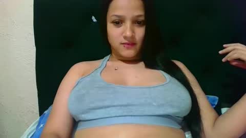 Snapshot of wild_moanaa chatting on February 8, 1:00 am Jennifer wild online show from February 8, 1:00 am
